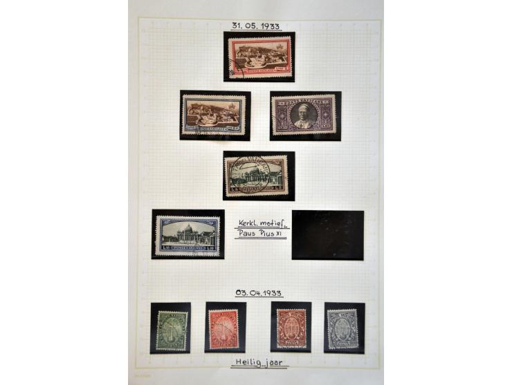 collectie 1929-1999 zowel */** als gestempeld verzameld met betere ex. en series in 4 albums