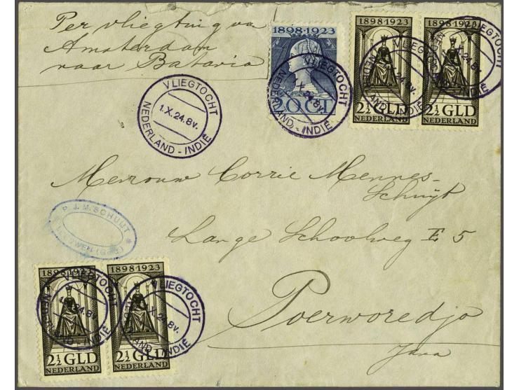 Vliegtocht Nederland - Indië door Van der Hoop. Envelop w.b. luchtrecht voldaan met 2 paartjes Jubileum 1923 2½ gulden en bij