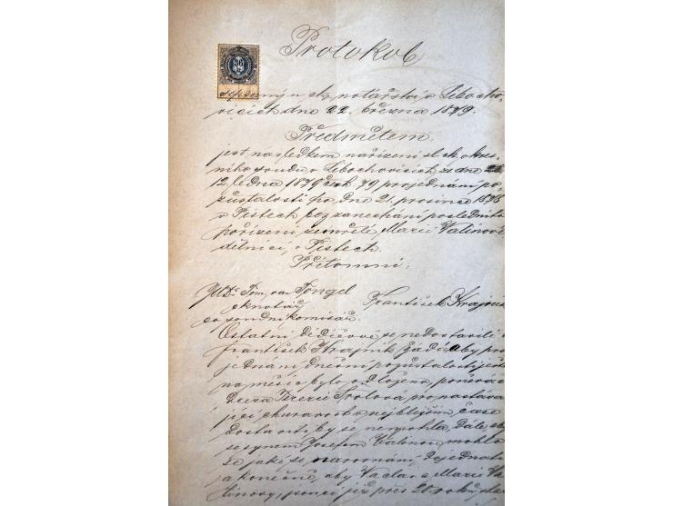 300 oude(re) poststukken w.b. briefkaarten, krantenzegels op complete kranten, oude fiscaalzegels op formulieren, pakketkaart