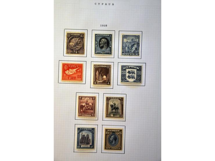 1880-2000 used, */** including better stamps and sets in Victoria album