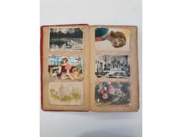 mooie oude collectie in twee albums en een album met thee, zeep- en andere reclame-afbeeldingen