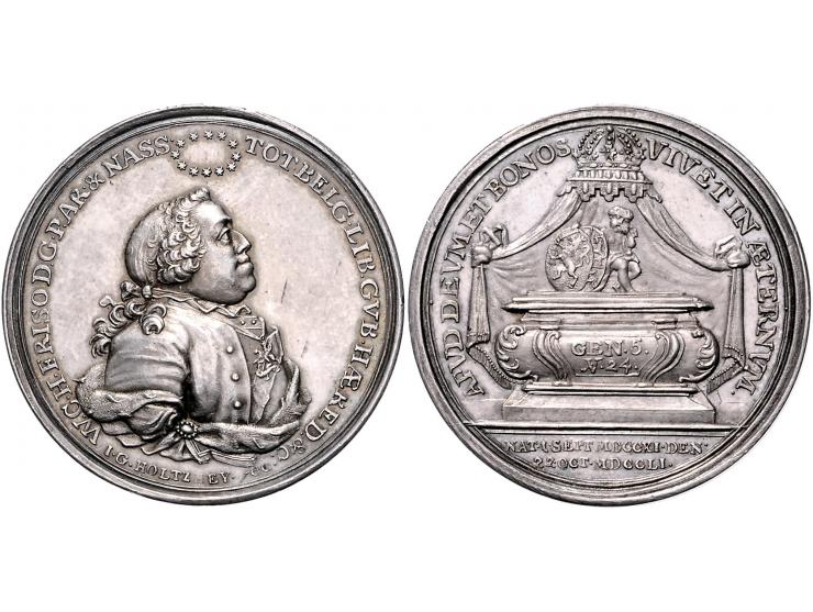 Historiepenningen 1751, op het overlijden van prins Willem IV door J.G. Holtzhey, vL. 303, zilver 27,47 gr, 42mm PR-