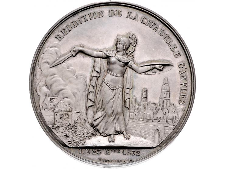 France Silver medal 1832 on the conquest of the citadel of Antwerp - Obv: bust of Louis Philippe facing right / Rev: helmeted