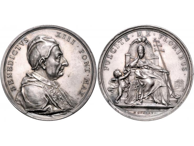 Historiepenningen Papal States, Benedict XIII, medal 1726 in silver - Obv: bust right / Rev: angel offering flower to pope, b