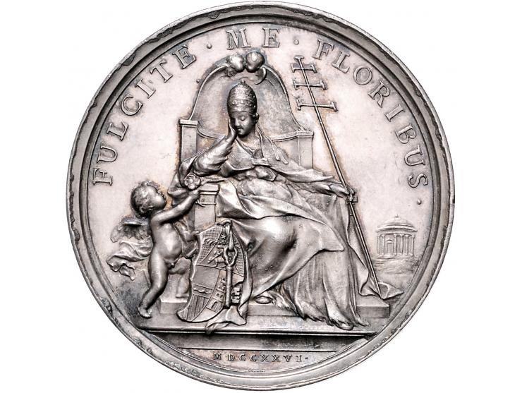 Historiepenningen Papal States, Benedict XIII, medal 1726 in silver - Obv: bust right / Rev: angel offering flower to pope, b