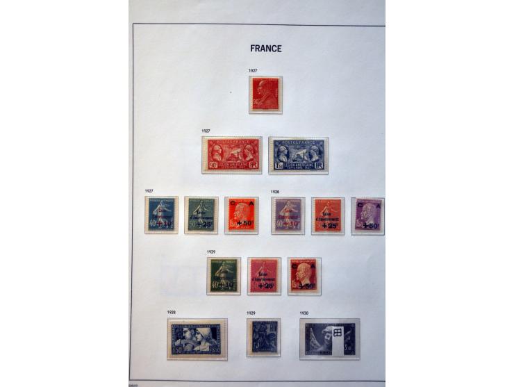 collectie 1849-1982 gestempeld en veel */** met betere ex. en series w.b. luchtpost en port in 3 abums