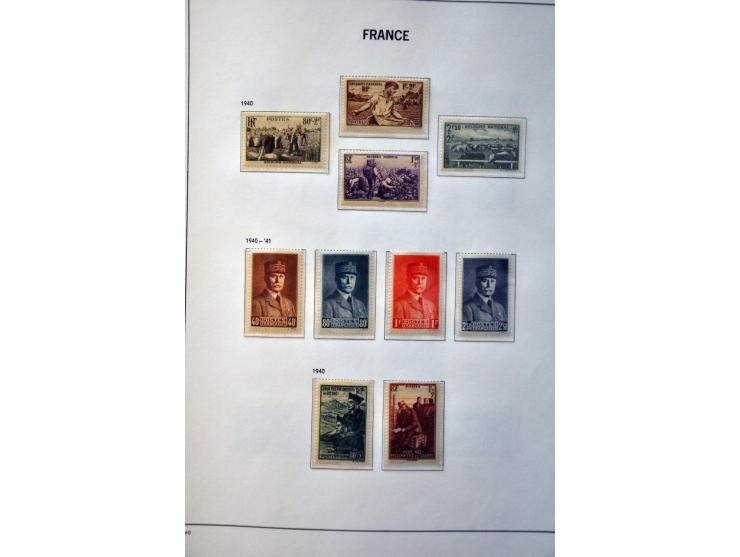 collectie 1849-1982 gestempeld en veel */** met betere ex. en series w.b. luchtpost en port in 3 abums