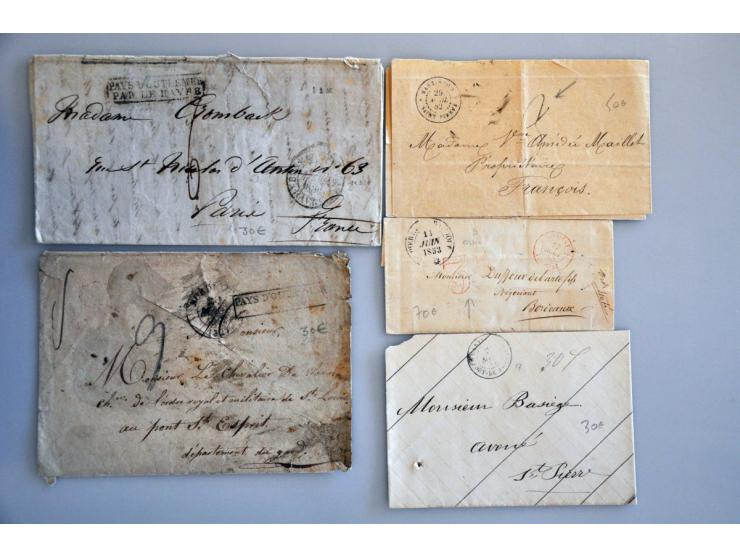 35 ongefrankeerde en 2 gefrankeerde poststukken ca.1845-1870 van Martinique, Guadeloupe en 1 ex. Mauritius, alle naar Frankri