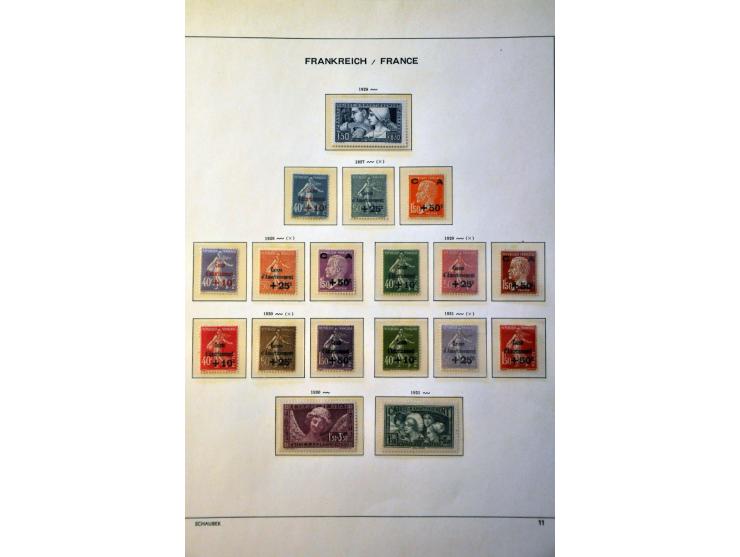 collectie 1849-1967 meest */** met beter materiaal w.b. klassiek, Bordeaux 1923, Transatlantique, blok Parijs 1925 etc. in Sc