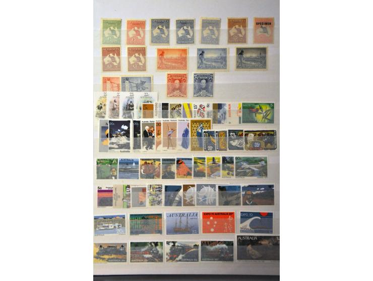 w.b. Malaysia and states, Ceylon, India and states, Seychelles en Australia met veel betere ex. en series in 2 insteekboeken