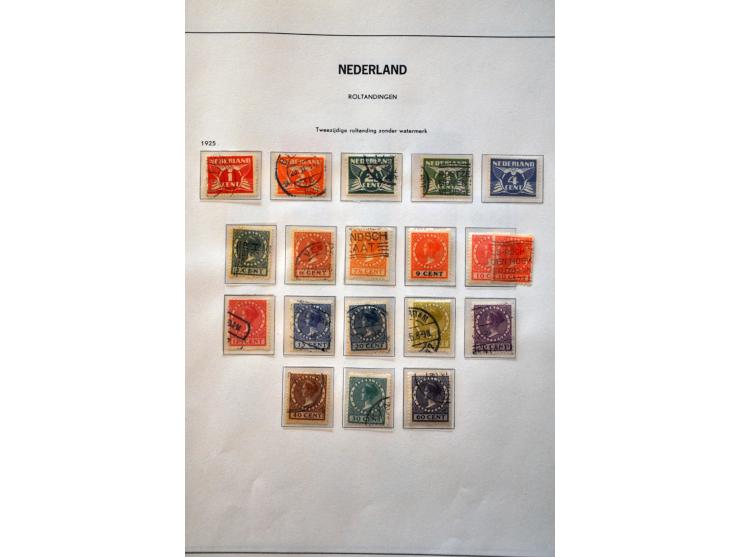 collectie 1852-1974 w.b. nrs. 49, 130-131, Meeuwen, port compleet en roltanding zo goed als compleet in Davo album