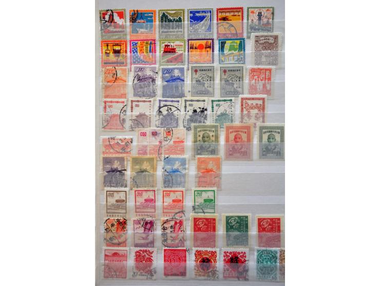 Peoples Republic, used and unused including better sets with a.o. Red Flag Canal (2x), Giant Pandas, Yenan Talks, The White-h