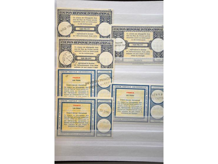 International Reply Coupons, gespecialiseerde collectie (totaal 74 ex.) w.b. type Rome (11x w.b. 1e-dag 1-10-1907), Stockholm