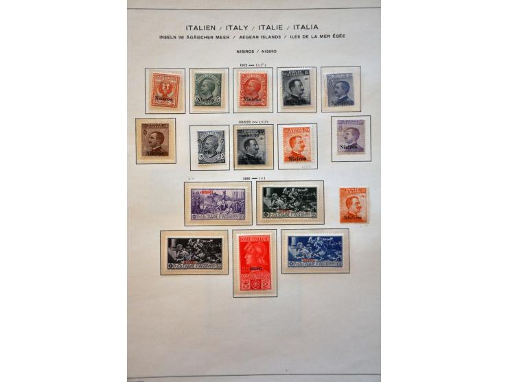 collectie */** met vele betere ex. en series w.b. WK Voetbal, 20 jaar Italiaanse bezetting etc. op hoofdnummers nagenoeg comp