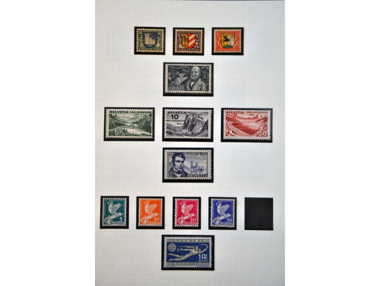 mooie collectie 1907-1960 ** deels gespecialiseerd w.b. gesigneerd en enkele certificaten met veel betere ex., series, blokke