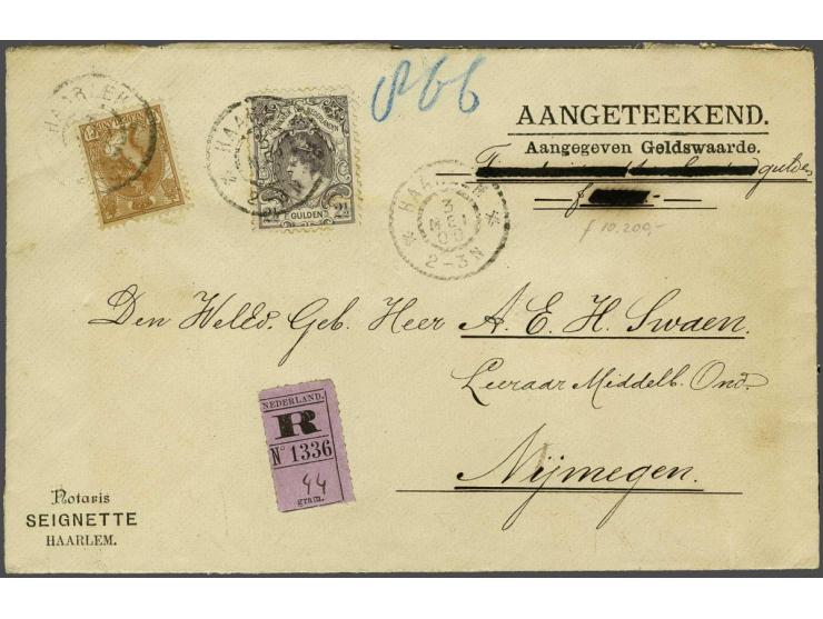 15 cent bruin en 2½ gulden grijsviolet op aangetekende envelop met een aangegeven waarde van fl. 10.200 van Haarlem 3-5-1900 