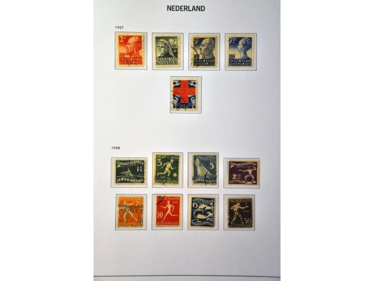 collectie 1852-2001 vanaf 1943 vrijwel geheel ** met veel beter materiaal w.b. nrs. 1-49, 130-131, roltanding, telegram, Inte