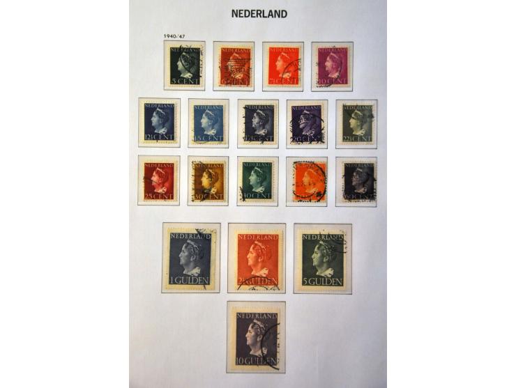 collectie 1852-1994 gestempeld w.b. nrs. 1-47, 49, 80, 130-131, roltanding, Meeuwen, port etc. in 4 Davo albums