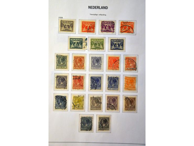 collectie 1852-1994 gestempeld w.b. nrs. 1-47, 49, 80, 130-131, roltanding, Meeuwen, port etc. in 4 Davo albums