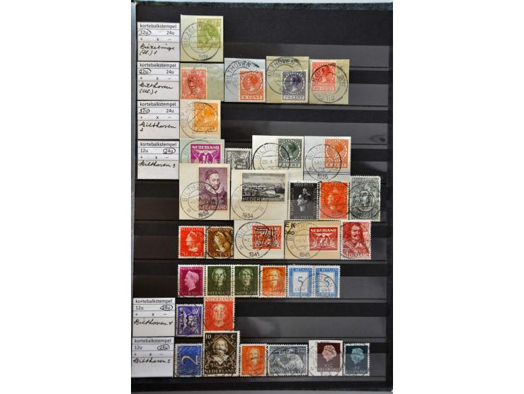 mooie collectie kortebalkstempels (ruim 10.000 ex.) met luxe afdrukken en betere ex. w.b. pakketpost, traject, Amsterdam R.S.