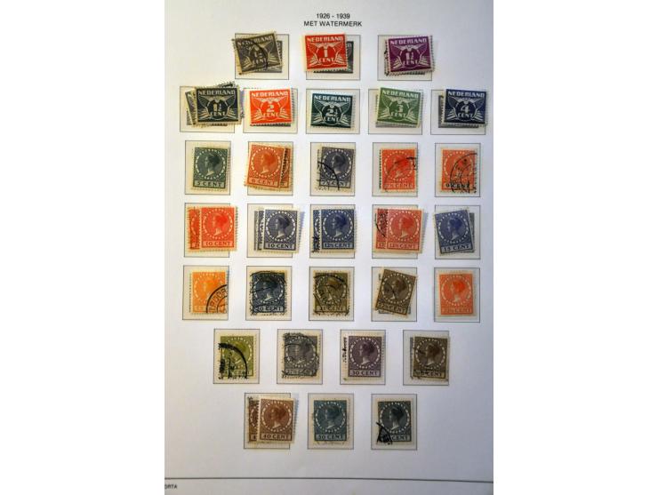 collectie 1852-1986 zowel gestempeld als */** verzameld met veel beter materiaal w.b. nrs. 80 en 101, roltanding, telegram et