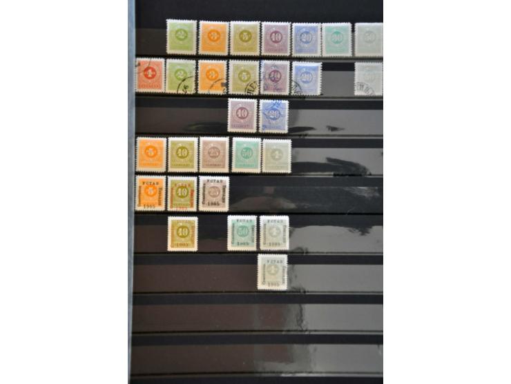 collection 1874-2002  on stockcards