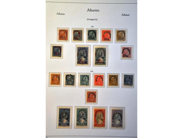 nice collection 1913-2003 */** with many better stamps and sets including comet-overprints, Prince Wied Mi. nr. 73, Airmail, 