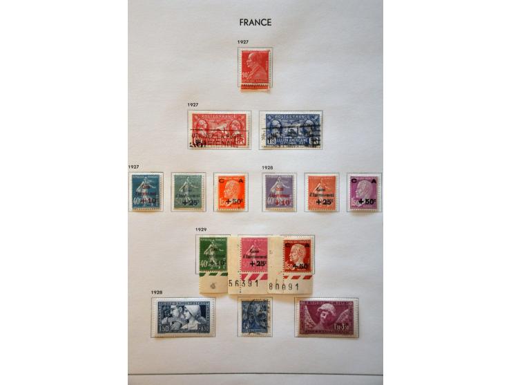 collection 1849-1986 used and */**  with better stamps and sets including Transatlantique, Samothrace, Pexip minisheet, both 