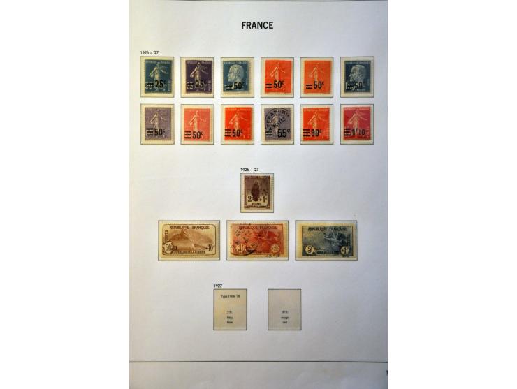 collection 1849-1979 used, later */** including classic issues, both Airmail 50 francs etc. in mixed condition in 3 Davo albu