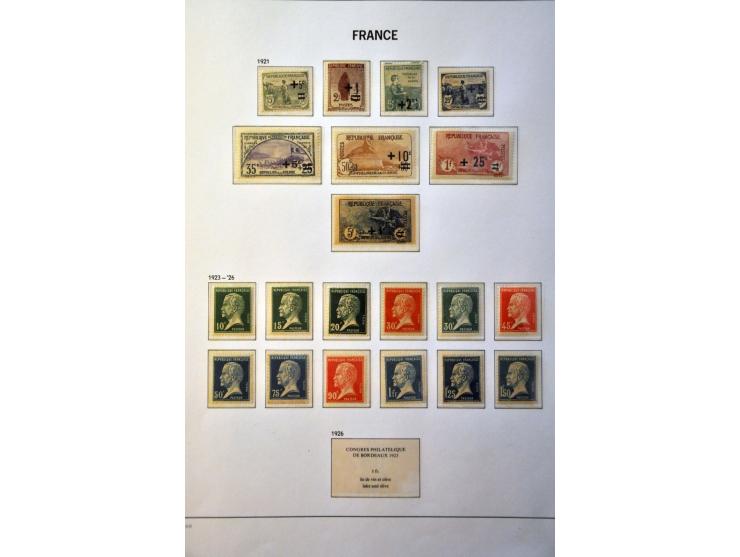 collection 1849-1979 used, later */** including classic issues, both Airmail 50 francs etc. in mixed condition in 3 Davo albu