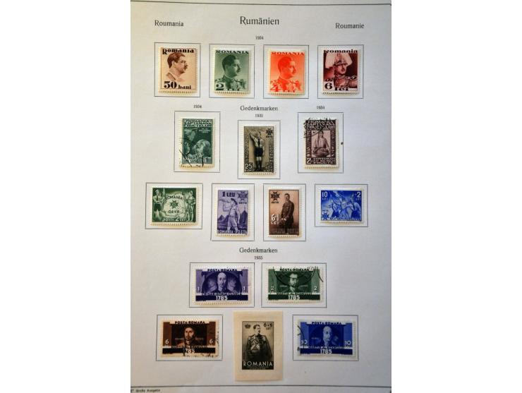 collection 1862-1978 used and many * with better stamps, sets and minisheets, in 2 albums