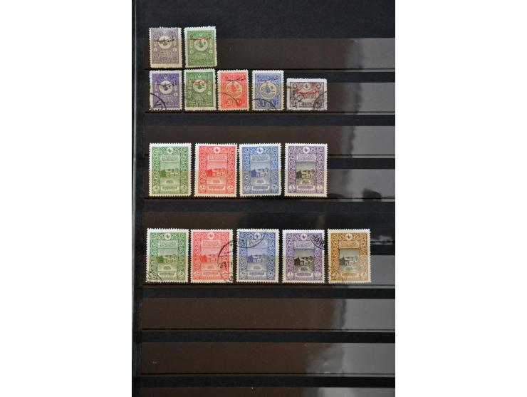 collection 1862-1997 mainly */** with many better sets including Lausanne Peace, Mi. nrs. 843-856, Smyrna Exposition, Sivas, 