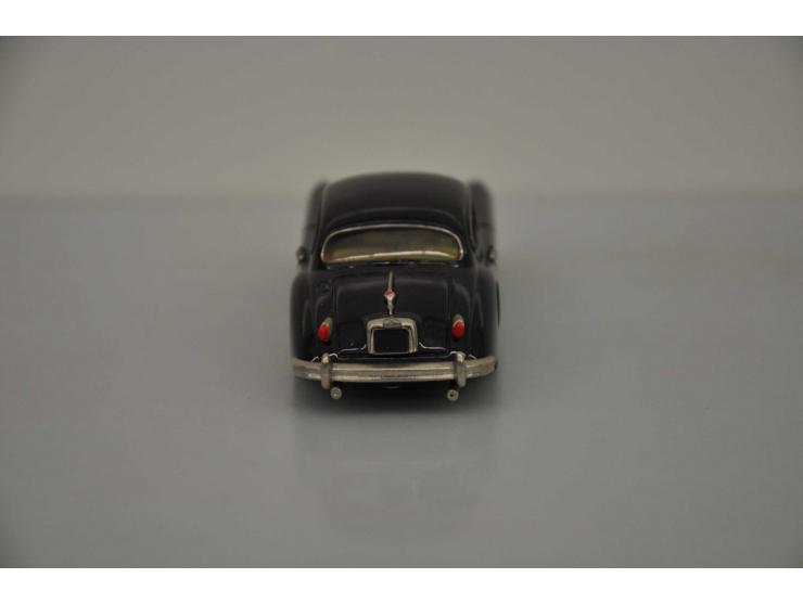 Jaguar XK 150 Coupé, Metal 43 / AMR built by Laurent Tancré, 1:43, purple, Near Mint (outer carton damaged).