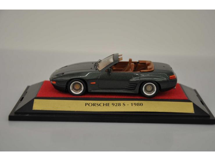 Porsche 928 S Convertible, MOG Resine Models, hand built, No. 5 of 500, 1:43, dark green, Mint.