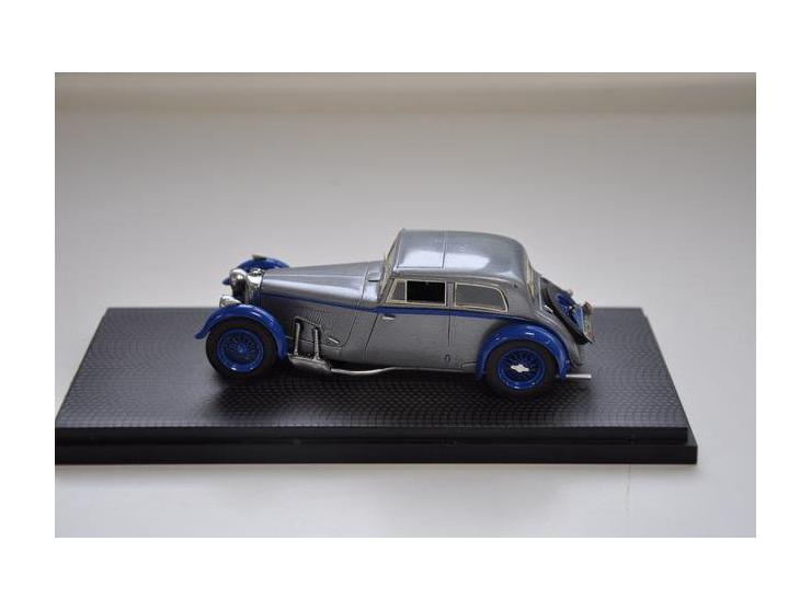 Aston Martin Mk II Sports Saloon 1934, Axiom, hand built, 1:43, grey/blue, Near Mint (has been out of box).