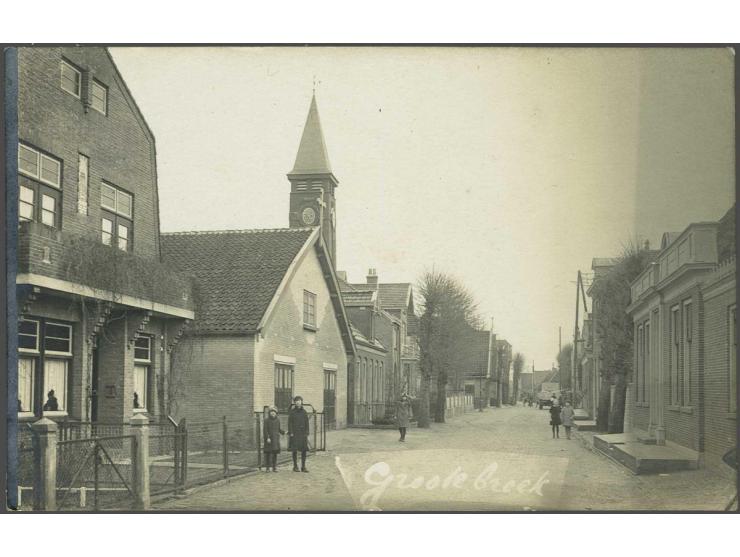 100 ex. meest zeer oude met veel beter West-Friesland in album