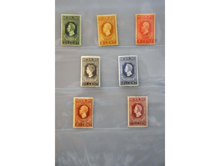 collectie 1852-1926 (*)/*/** met vele betere ex. w.b. nrs. 1-42 (deels meerdere malen), tandingen Bontkraag, tandingen Jubile