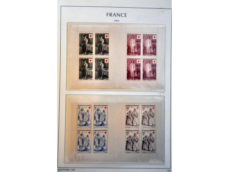 collection 1849-1959 used with better ex. and sets, back of the book, booklets, Alsace Lorraine, railway etc. in 4 binders