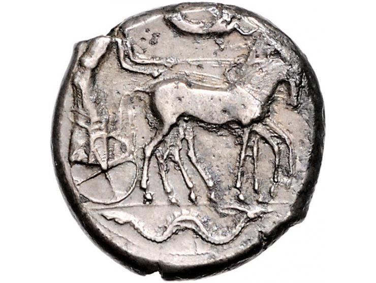 Griekse munten Sicily, Syracuse, Tetradrachm ca. 480-475: time of Hieron I, AR 25mm, 17.43 g. - Obv: Charioteer with long chi