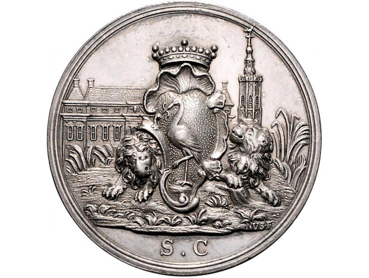 Historiepenningen (1744-1753 of 1739) Vroedschapspenning Den Haag door N. van Swinderen. Zilver 37mm JMP 1930 pl.I.5. PR