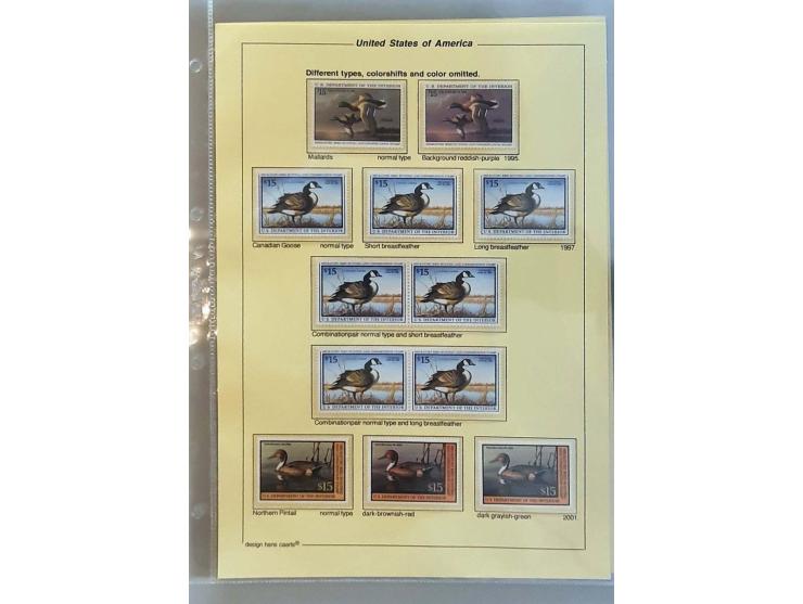 specialized collection 1935-2018 mainly ** with errors, color shifts, plate numbers, souvenir sheets, gutter pairs etc., many