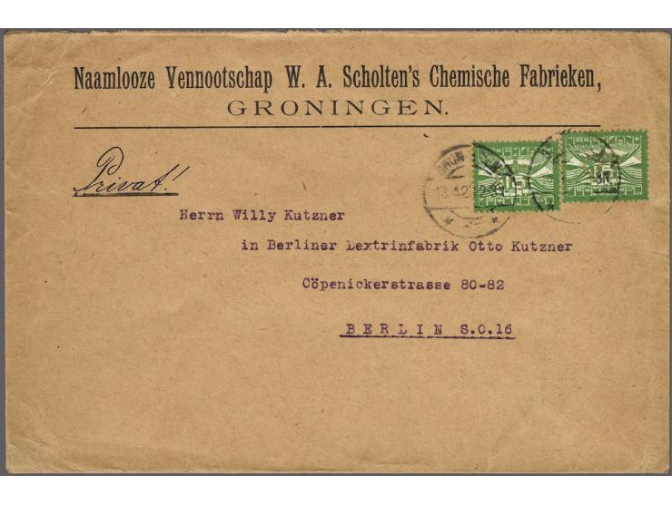 Allegorische voorstelling 15 cent groen (2x) beide met PERFIN S (N.V. W.A. Scholten's Chemische Fabrieken Groningen) 13-4-192