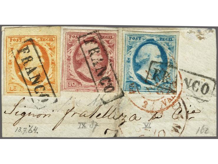 5 cent helderblauw plaat IV pos. 16, 10 cent karmijnroze plaat IX pos. 87 en 15 cent oranje pos. 77 met velrand op fragment, 