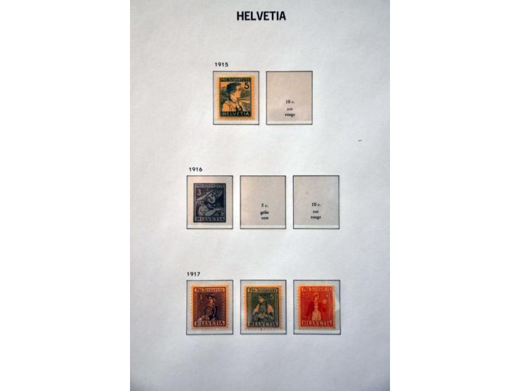 collection 1862-1997 used and */** including miniature sheets, officials and face value (about CHF 750) in 3 Davo albums, sto