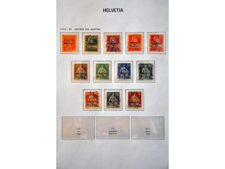 collection 1862-1997 used and */** including miniature sheets, officials and face value (about CHF 750) in 3 Davo albums, sto