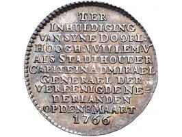 Historiepenningen 1766, Op de inhuldiging van Willem V als stadhouder, zilver 6,1gr, 28mm PR