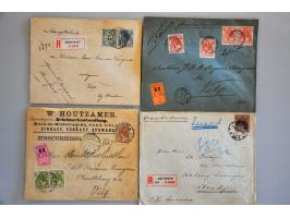 post(waarde)stukken, collectie van ca. 500 ex. w.b. betere Bontkraag frankeringen, Legioenzegels, Port belast etc. in 2 bande