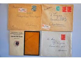 post(waarde)stukken, collectie van ca. 500 ex. w.b. betere Bontkraag frankeringen, Legioenzegels, Port belast etc. in 2 bande