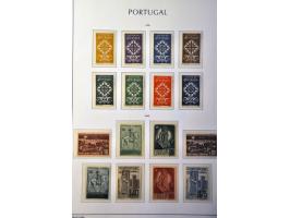 collection 1898-2016 */** after 1910 complete with all better sets, perforation varieties Ceres issue, all minisheets, back o