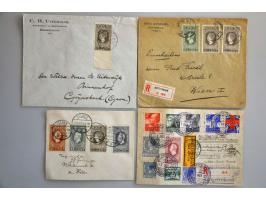 en iets O.R. w.b. 2 collecties vanaf 1852, voorraden, fdc's, postzegelboekjes, jaarcollecties etc. in 3 doosjes en 23 insteek